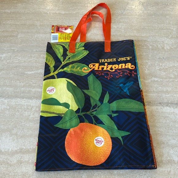 Trader Joe’s Reusable Collectible Bag Native American culture Hummingbirds AZ - Picture 1 of 9
